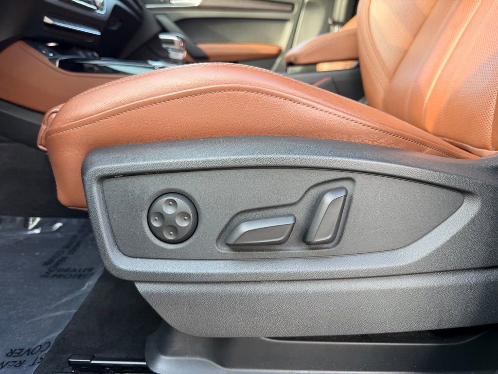 Used 2022 Audi Q5 2.0T Premium Plus w/ Premium Plus Package image 12