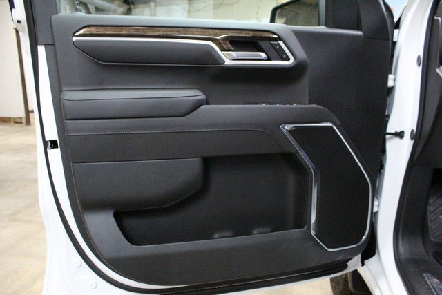New 2026 GMC Sierra 1500 Elevation image 15