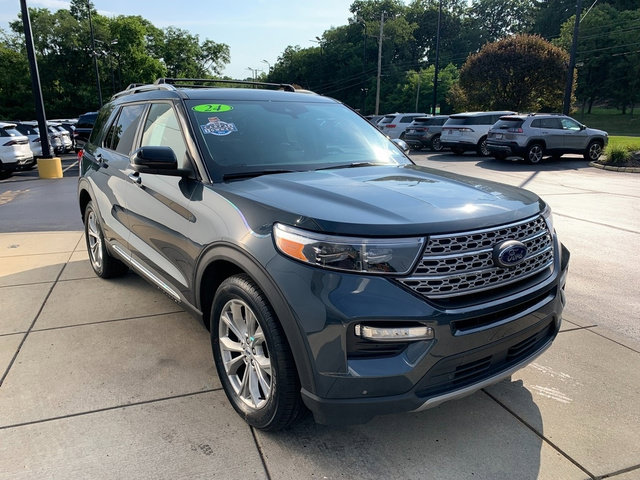 Used 2024 Ford Explorer Limited w/ Limited Technology Package AWD/4WD image 10