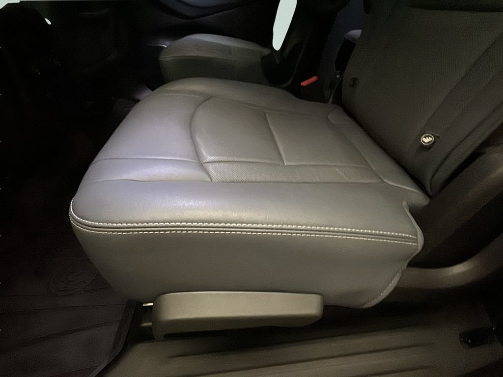 Used 2019 Buick Enclave Essence w/ Trailering Package, 5000 lbs. AWD/4WD image 14