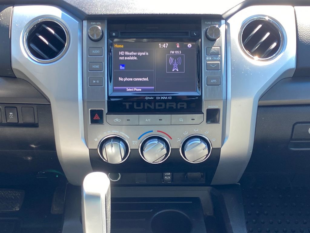 Used 2014 Toyota Tundra SR5 w/ SR5 Upgrade Package image 20