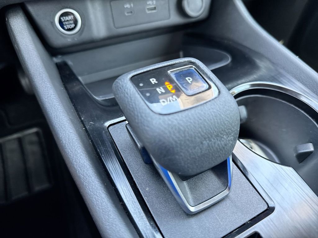 Used 2021 Nissan Rogue SV w/ Premium Package FWD image 17