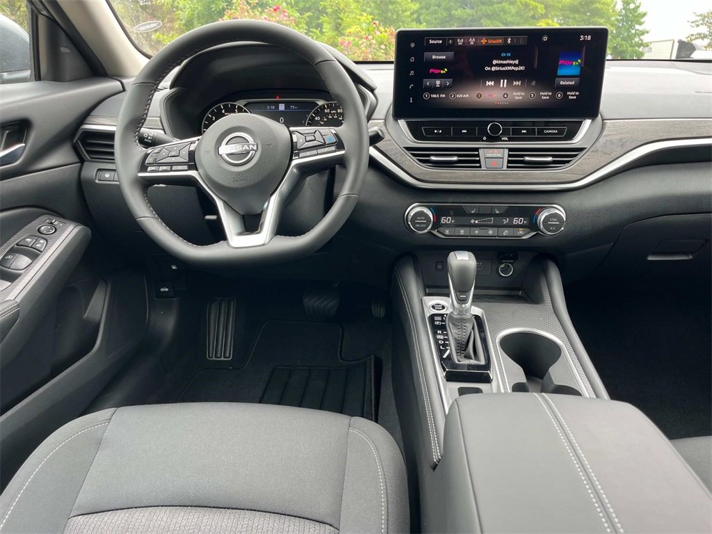 New 2025 Nissan Altima 2.5 SV w/ SV Premium Package image 13