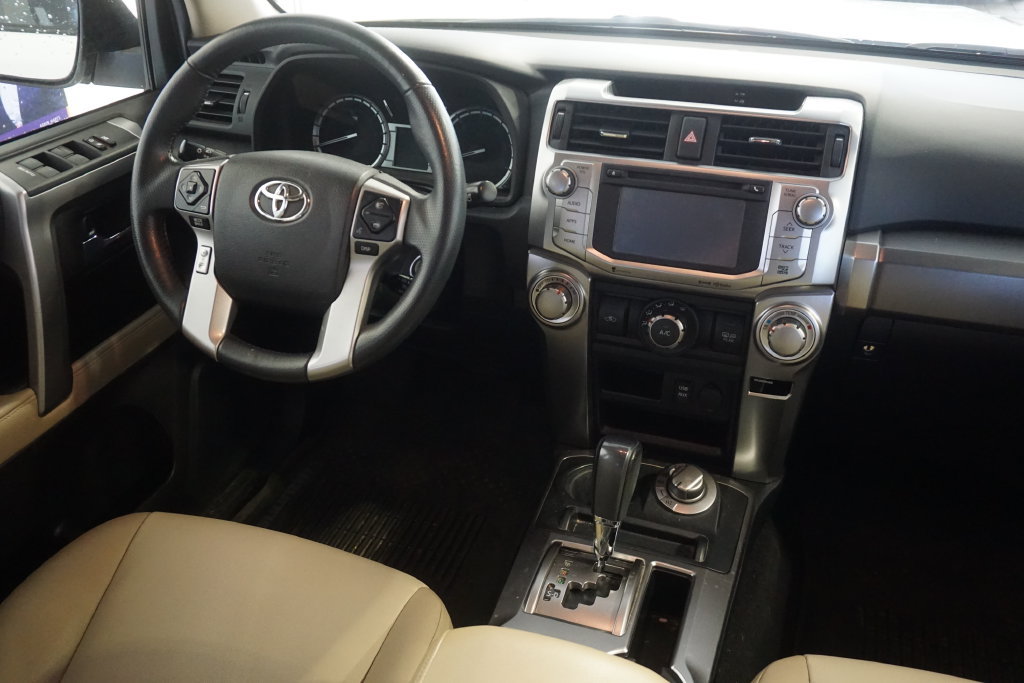 Used 2017 Toyota 4Runner SR5 Premium AWD/4WD image 27