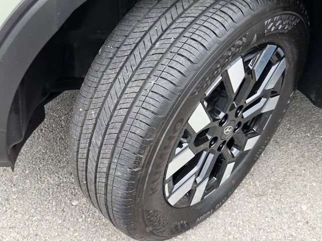 Used 2025 Hyundai Santa Cruz SEL FWD image 20
