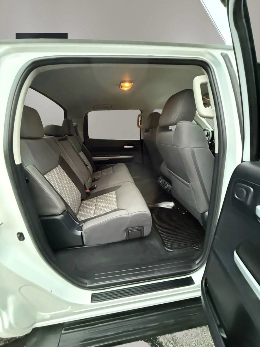 Used 2018 Toyota Tundra SR5 image 9