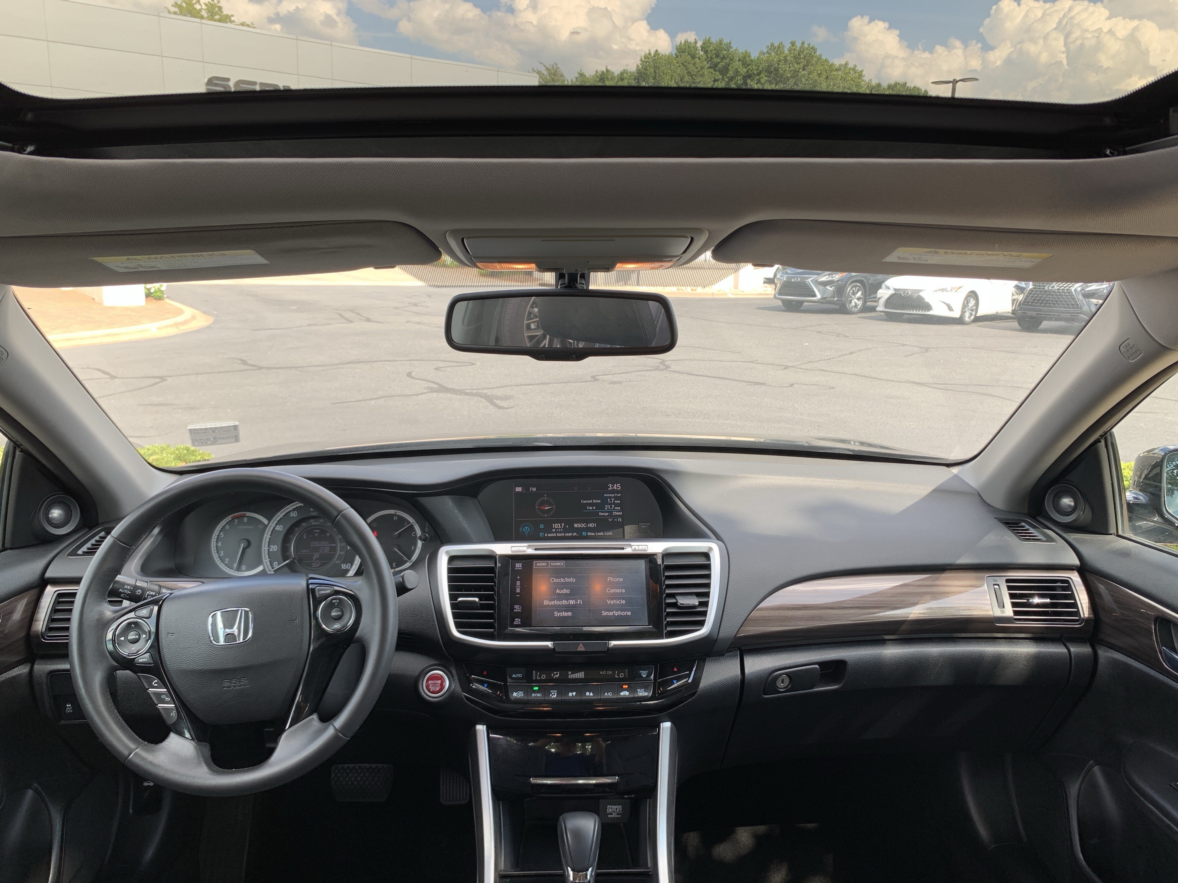 Used 2017 Honda Accord EX-L image 30