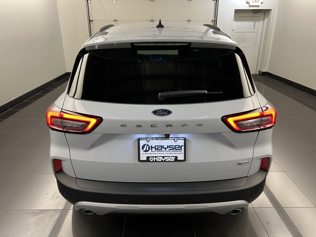 New 2026 Ford Escape SE image 5