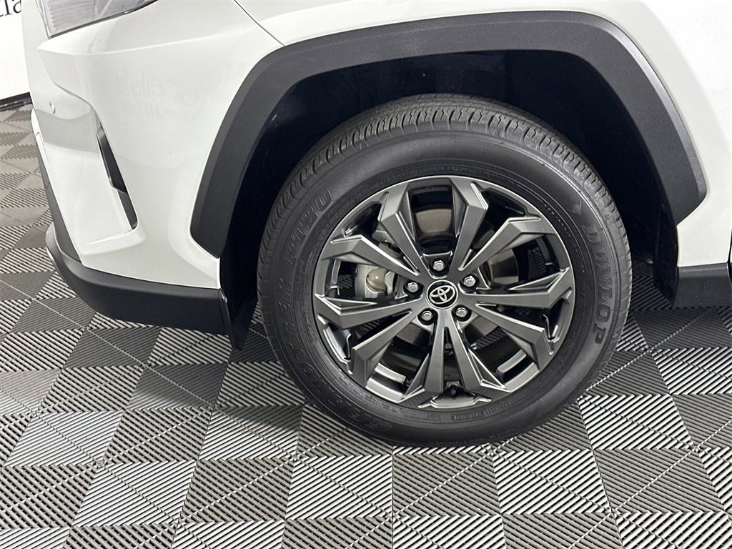 Used 2023 Toyota RAV4 Limited image 11
