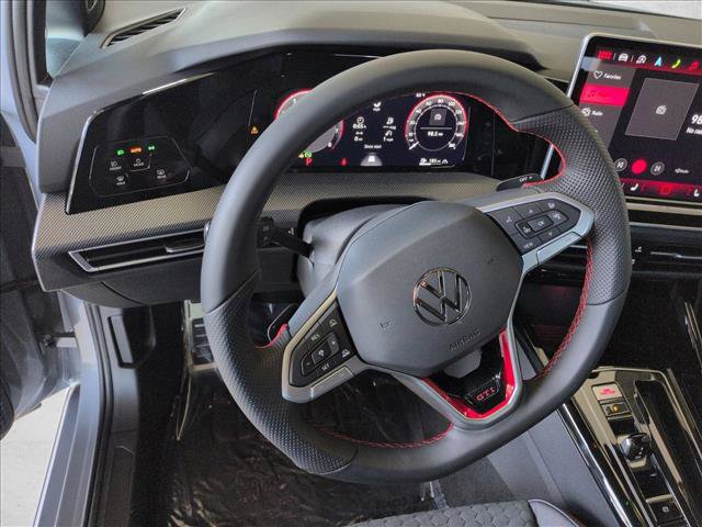 New 2026 Volkswagen Golf SE FWD image 9