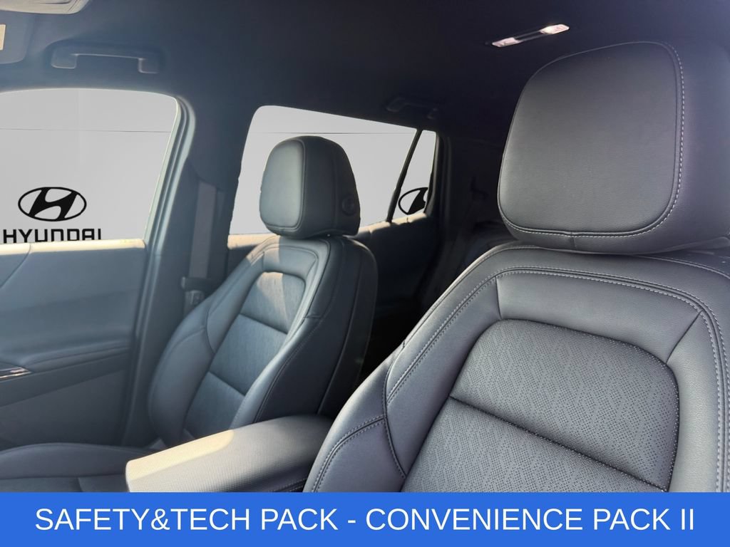 Used 2025 Chevrolet Equinox LT w/ Convenience Package II AWD/4WD image 9