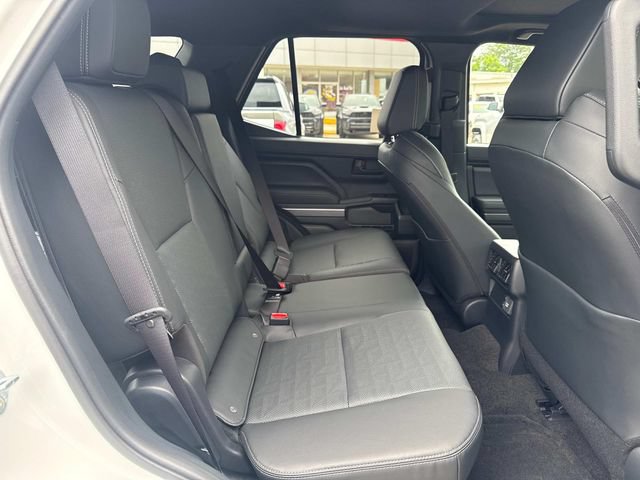 New 2026 Toyota 4Runner TRD Off-Road Premium AWD/4WD image 11