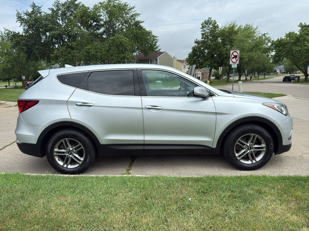 Used 2017 Hyundai Santa Fe Sport image 5