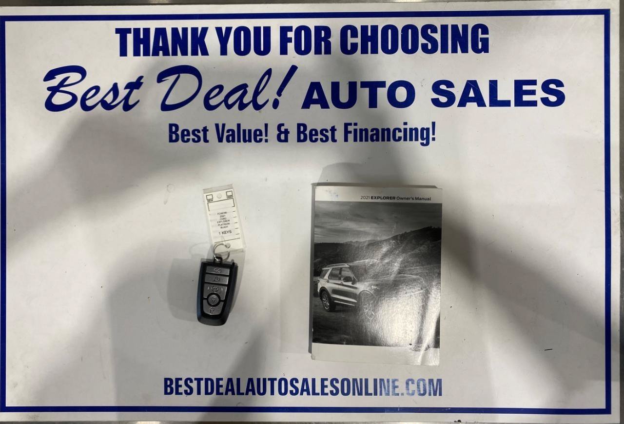 Used 2021 Ford Explorer Platinum w/ Equipment Group 601A AWD/4WD image 36