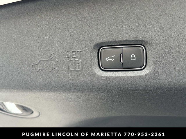 New 2025 Lincoln Navigator L Reserve image 22