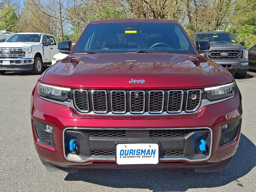 Used 2023 Jeep Grand Cherokee Overland w/ Advanced Protech Group III image 2