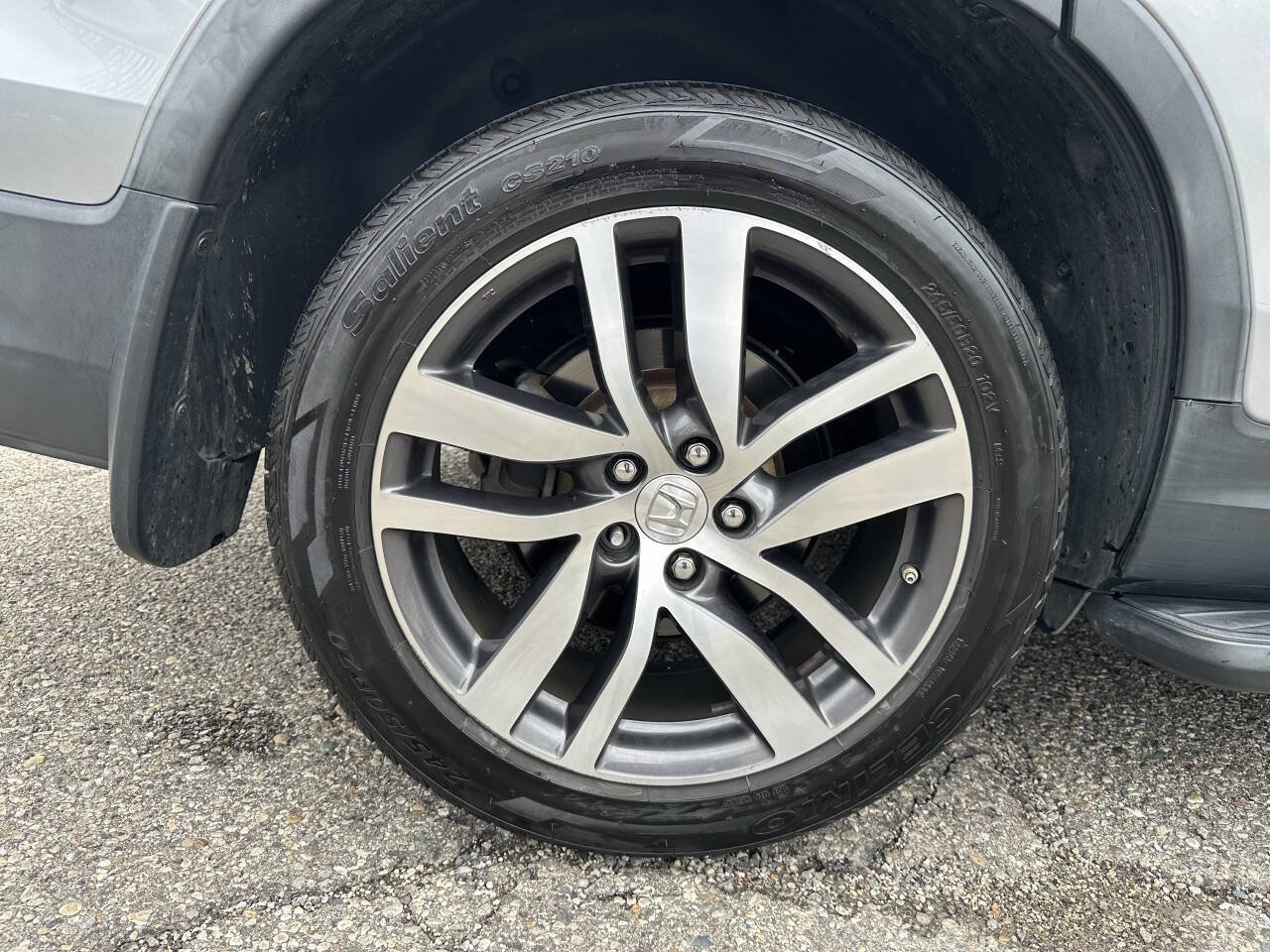 Used 2017 Honda Pilot Elite image 10