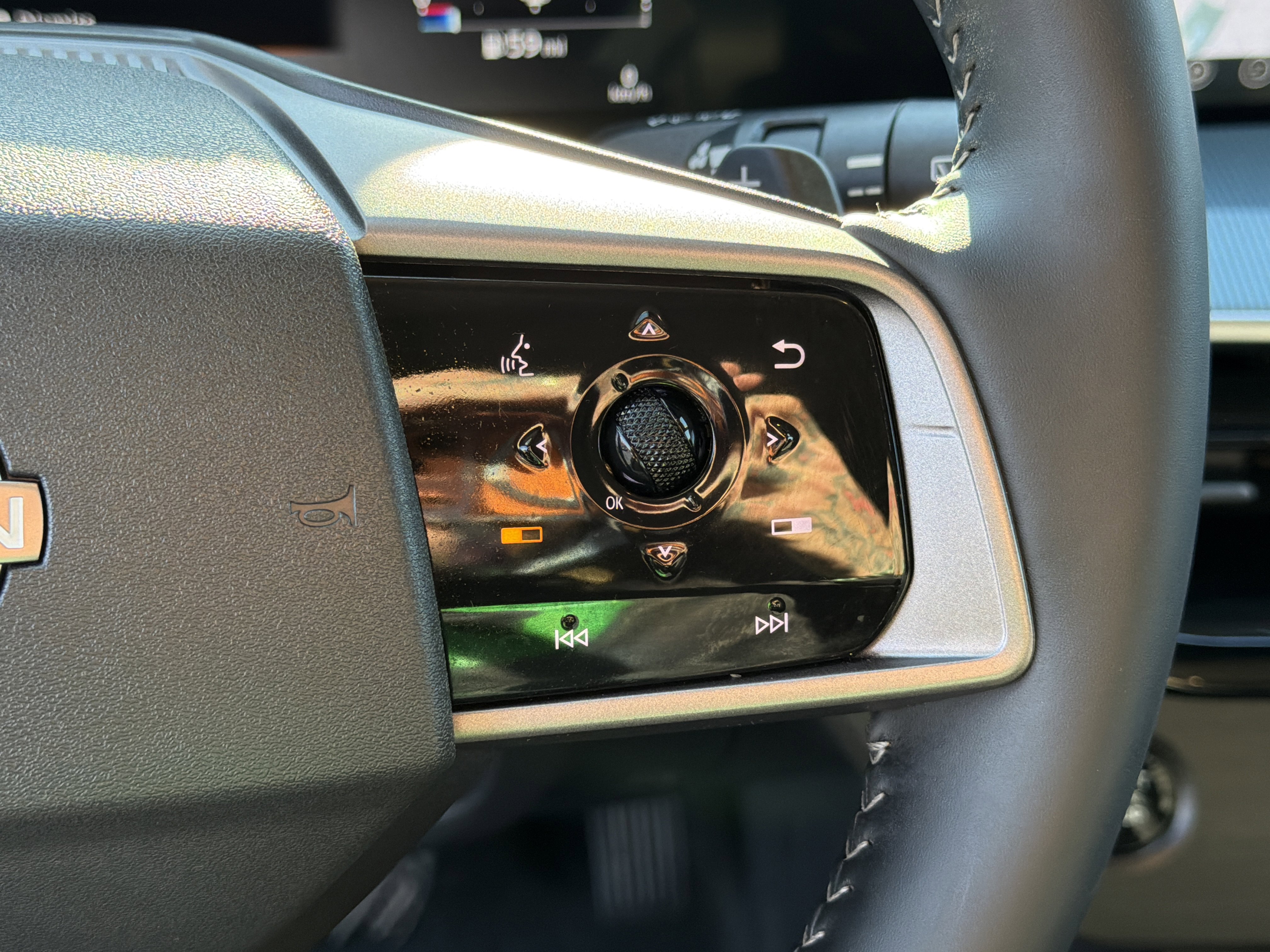 Used 2025 Nissan Murano Platinum w/ Cargo Package image 28