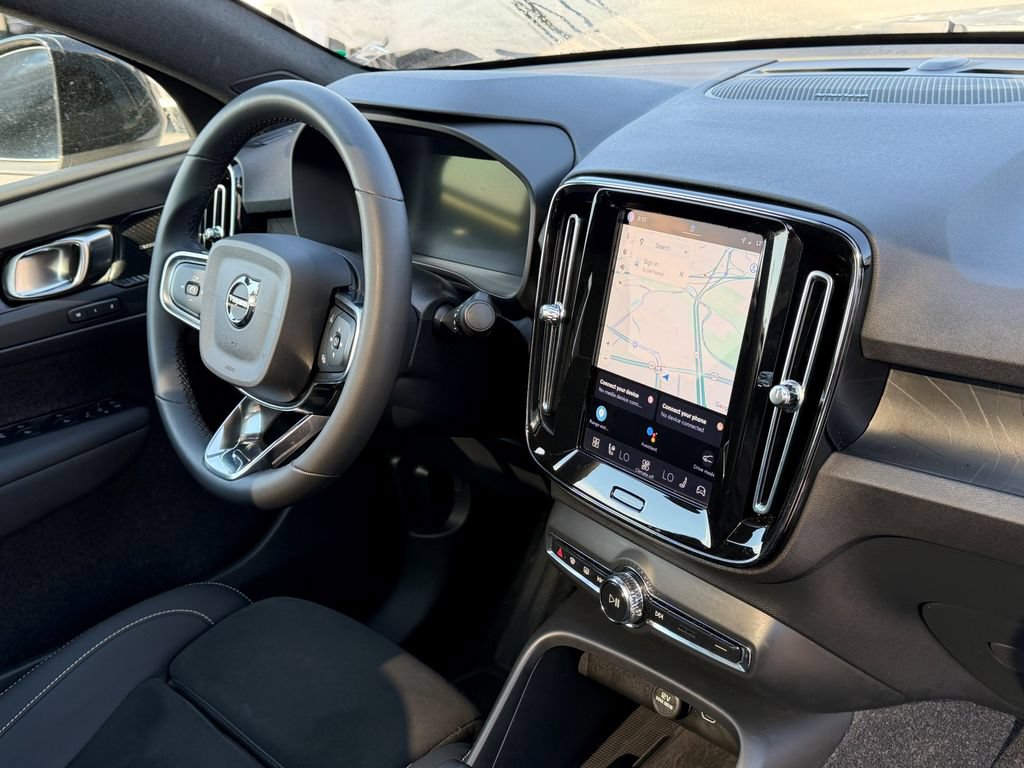 Certified 2023 Volvo C40 P8 Recharge Ultimate AWD/4WD image 9