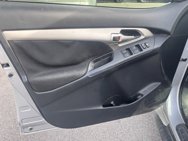 Used 2009 Pontiac Vibe w/ Preferred Package image 6