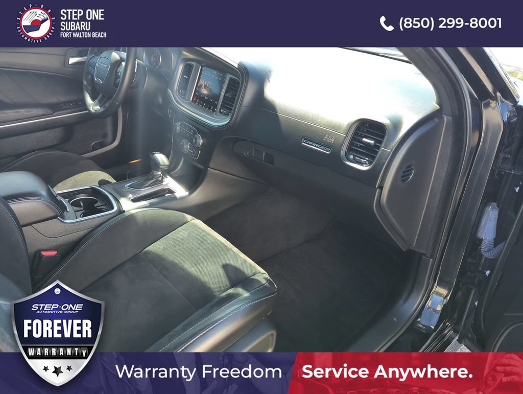 Used 2022 Dodge Charger R/T w/ Plus Group RWD image 33