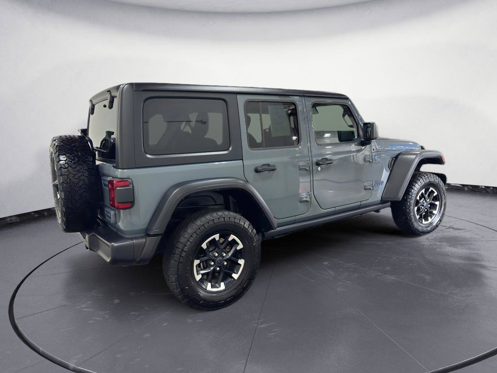 Used 2024 Jeep Wrangler Unlimited Rubicon 4xe AWD/4WD image 16