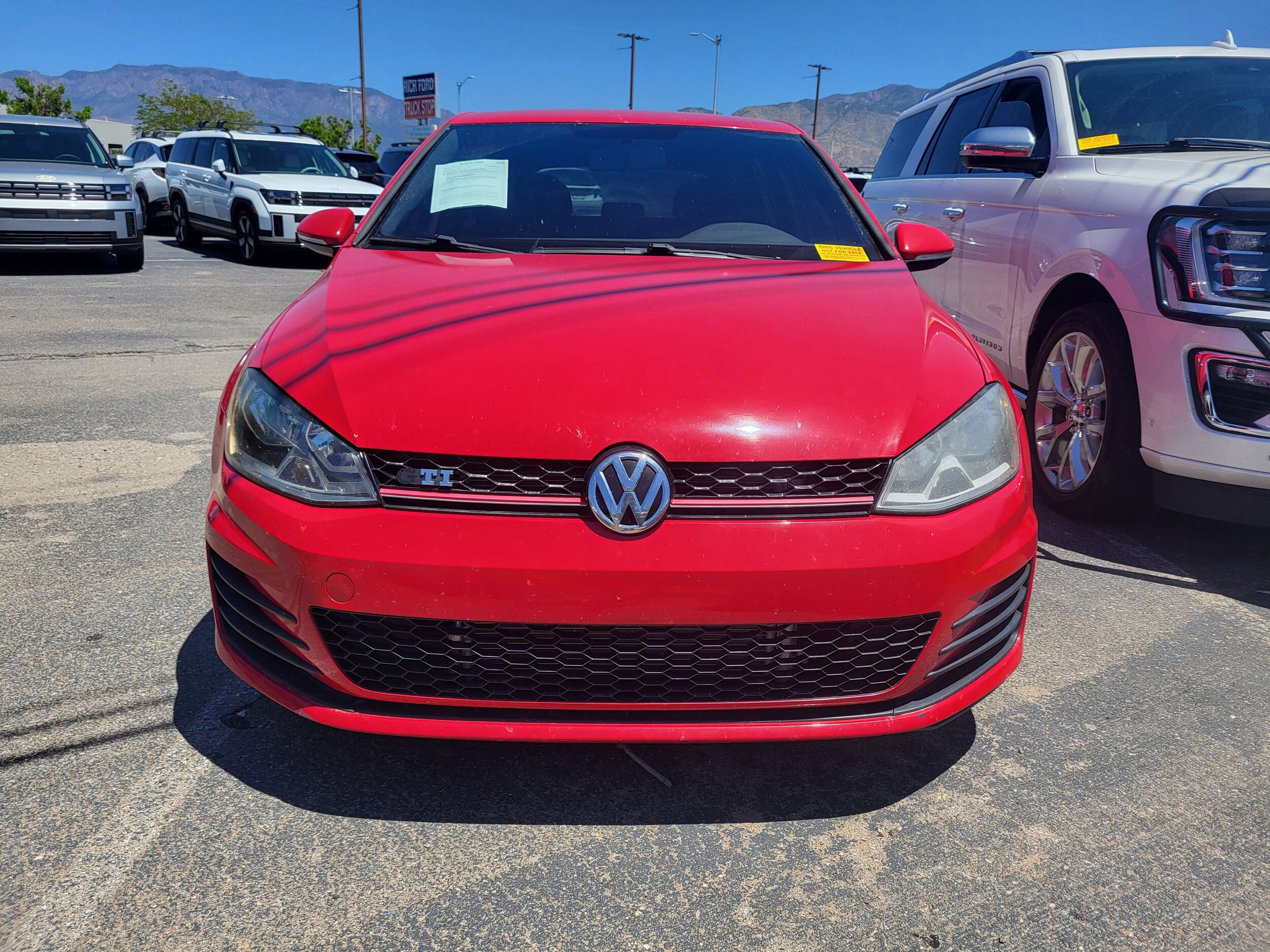 Used 2017 Volkswagen GTI S FWD image 23