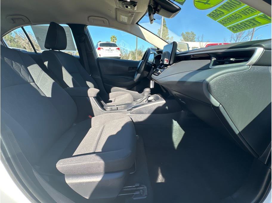 Used 2024 Toyota Corolla LE image 11