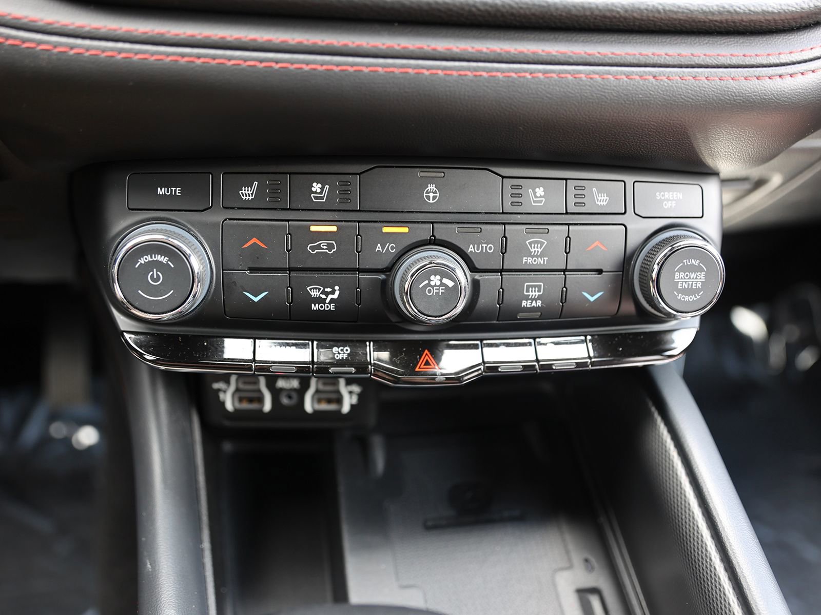 Used 2023 Dodge Durango R/T AWD/4WD image 31