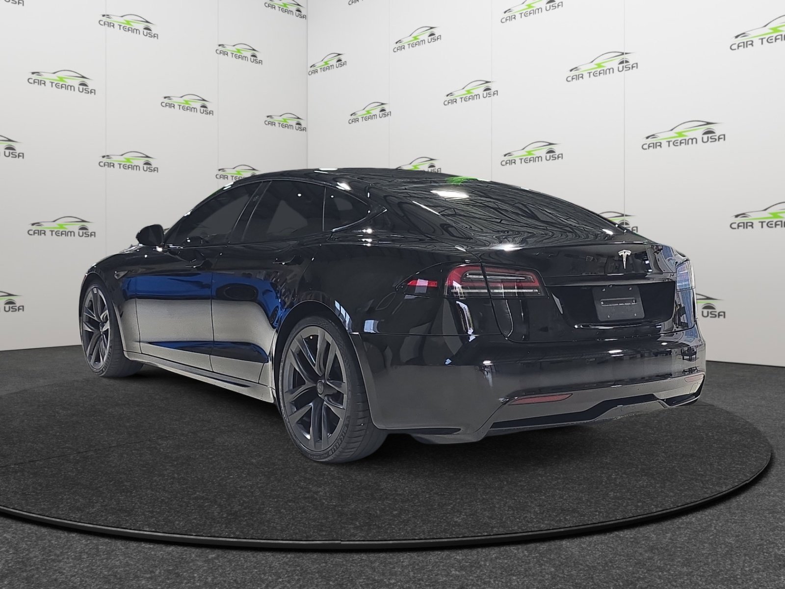 Used 2022 Tesla Model S image 3