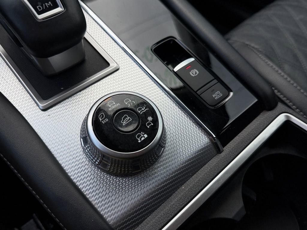 Used 2024 Mitsubishi Outlander SEL image 28