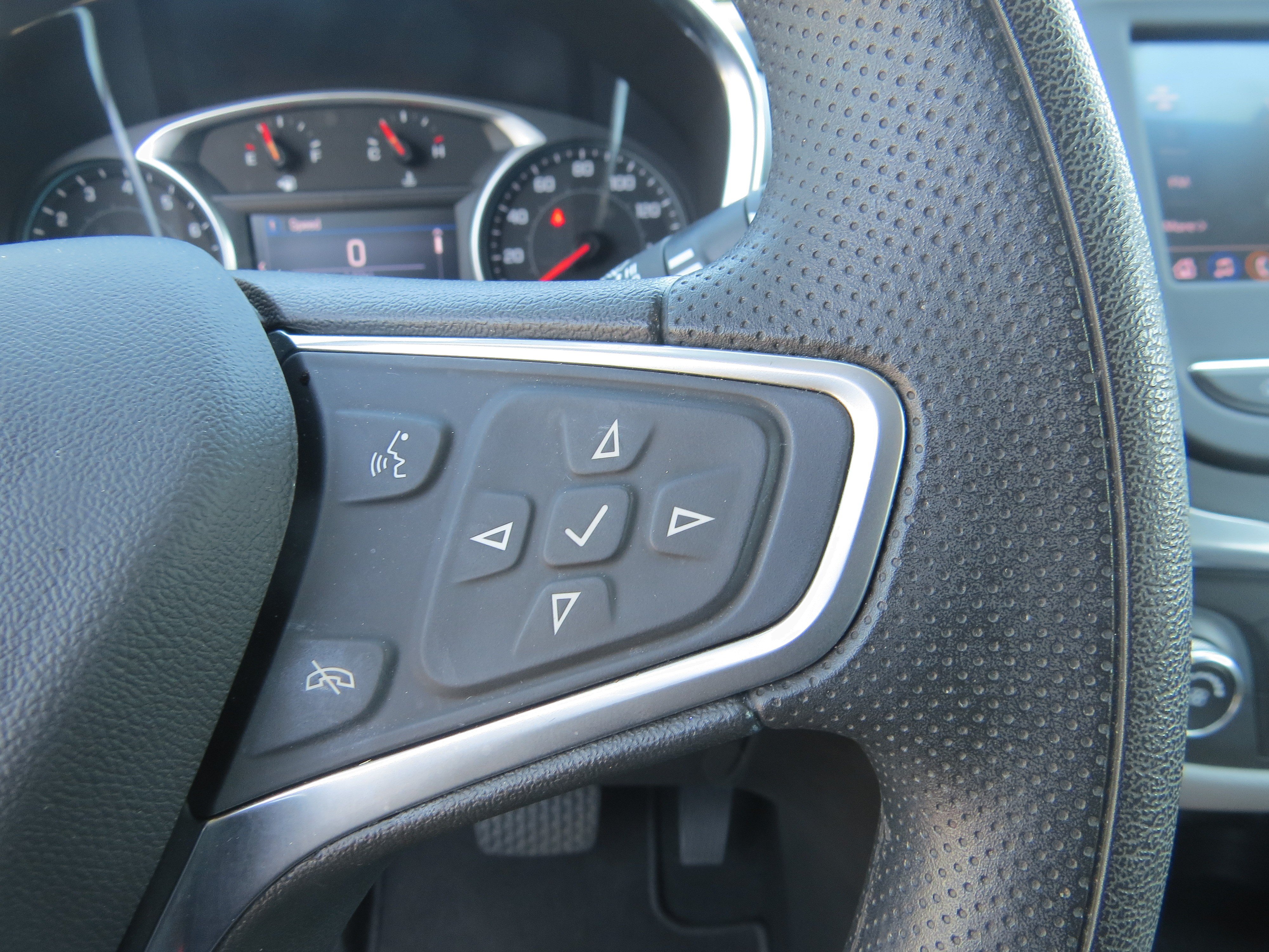 Used 2022 Chevrolet Equinox LT FWD image 19