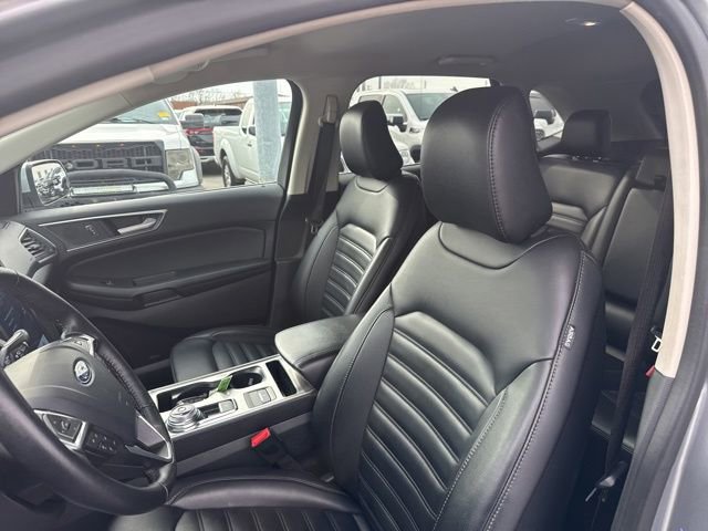 Used 2024 Ford Edge SEL image 11