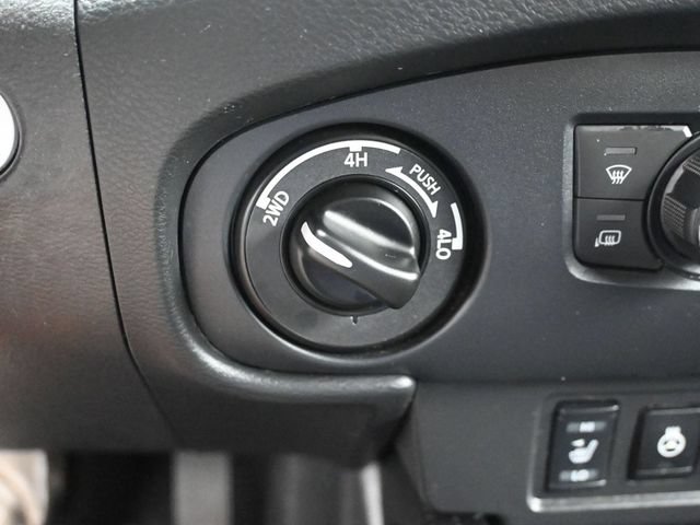 Used 2022 Nissan Frontier PRO-4X w/ Pro-4X Premium Package AWD/4WD image 29