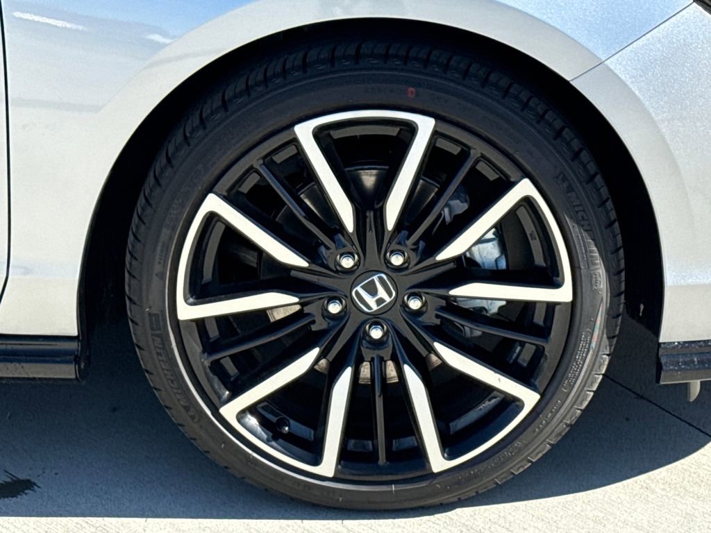 New 2026 Honda Accord Touring image 10