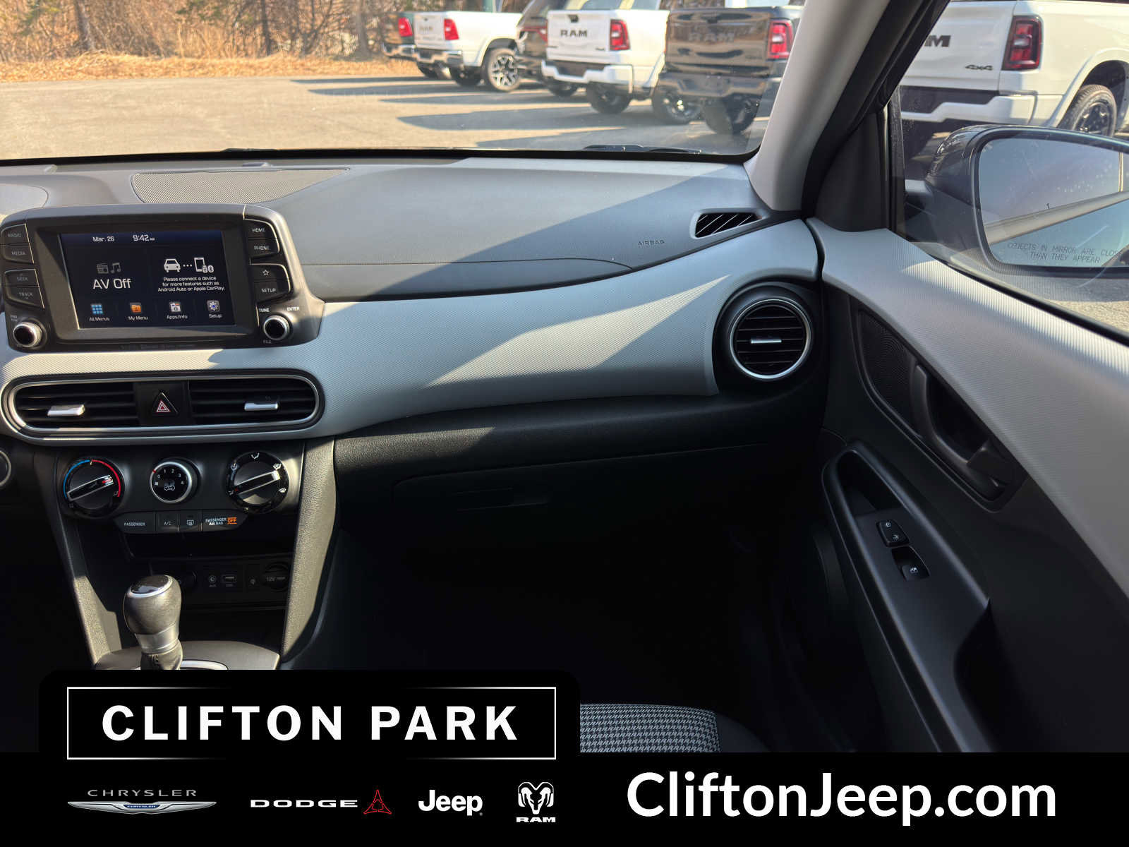 Used 2020 Hyundai Kona SEL Plus image 24