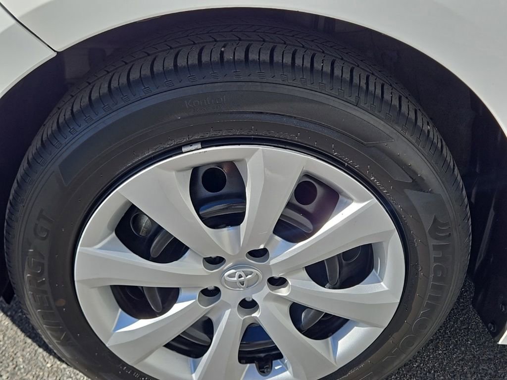 Used 2024 Toyota Corolla LE image 11