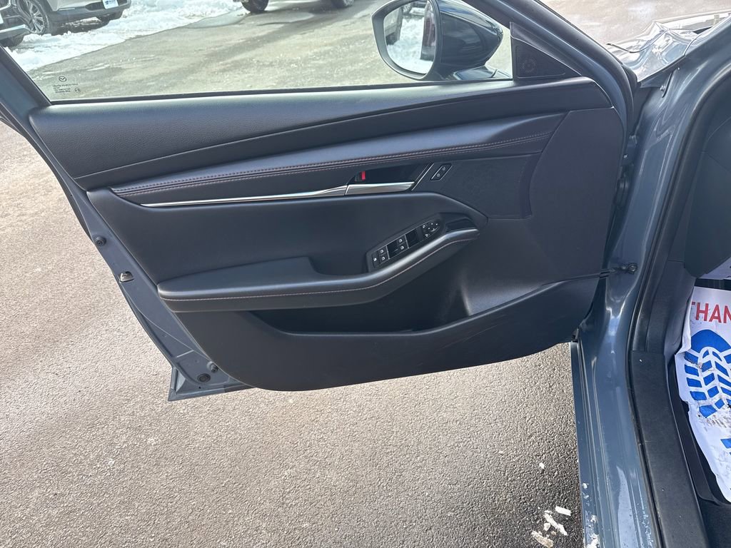Used 2024 MAZDA MAZDA3 s image 23