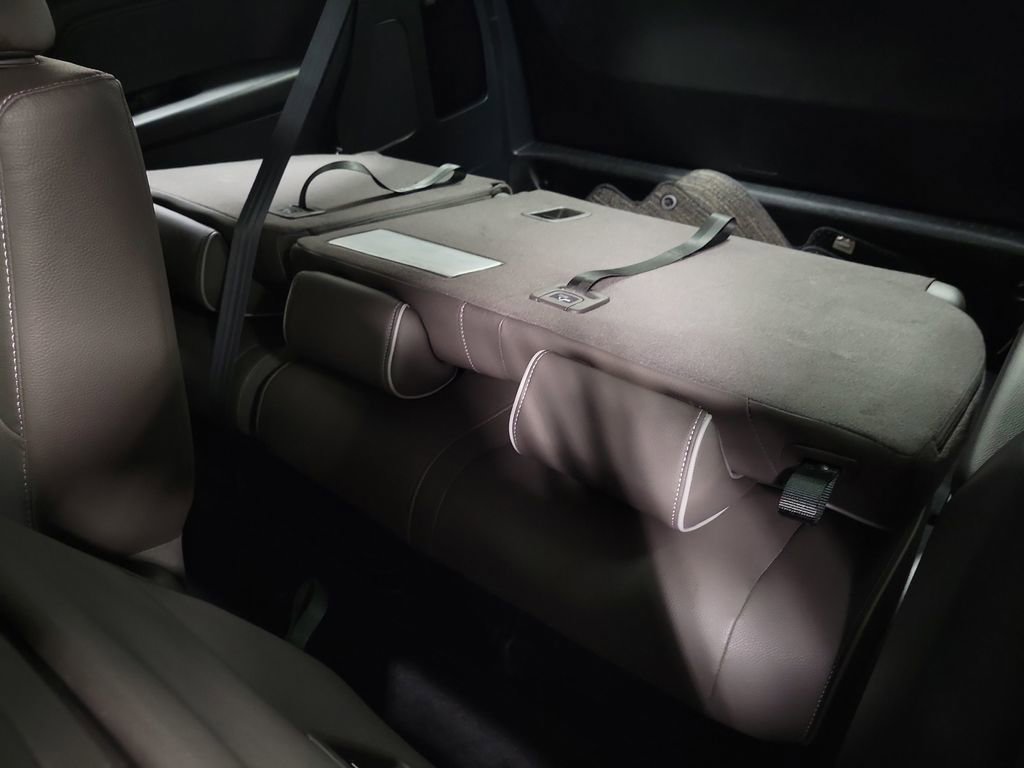 Used 2023 Honda Odyssey Elite image 23