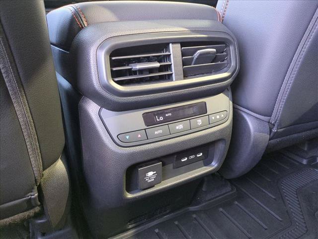 Certified 2025 Honda Pilot TrailSport image 17