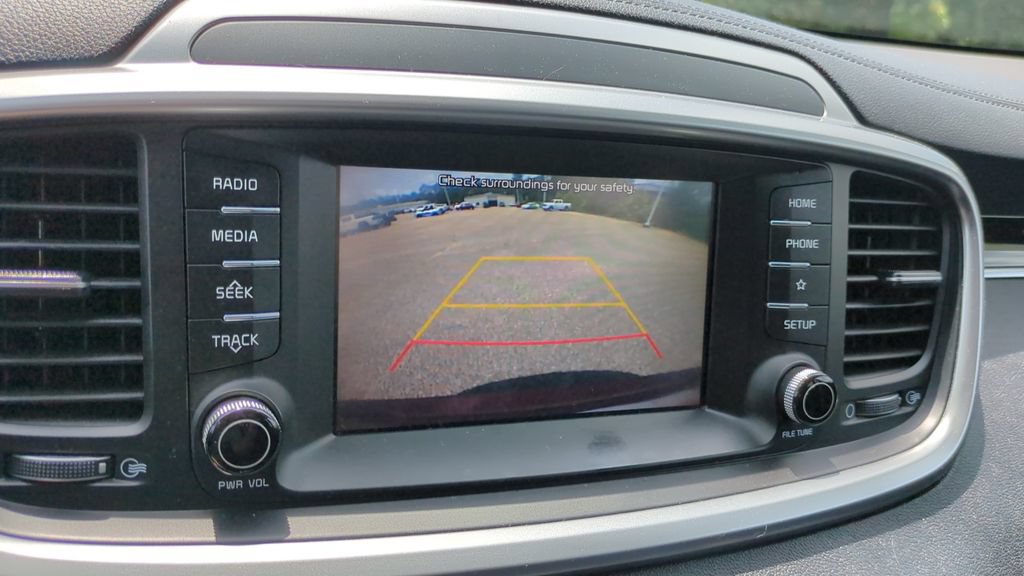 Used 2019 Kia Sorento FWD image 23