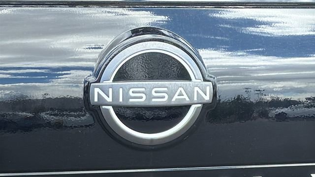 Used 2023 Nissan Rogue SV AWD/4WD image 28