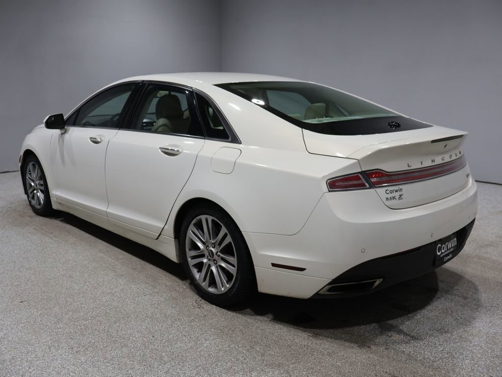 Used 2013 Lincoln MKZ image 4