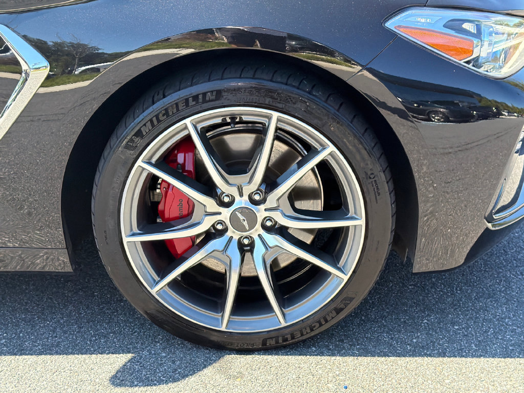 Used 2019 Genesis G70 3.3T Advanced w/ Prestige Package RWD image 14