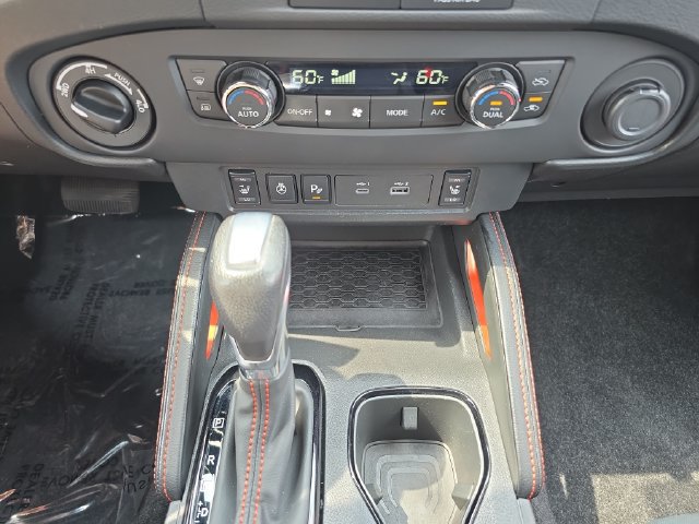 Used 2023 Nissan Frontier PRO-4X w/ Pro Convenience Package AWD/4WD image 26