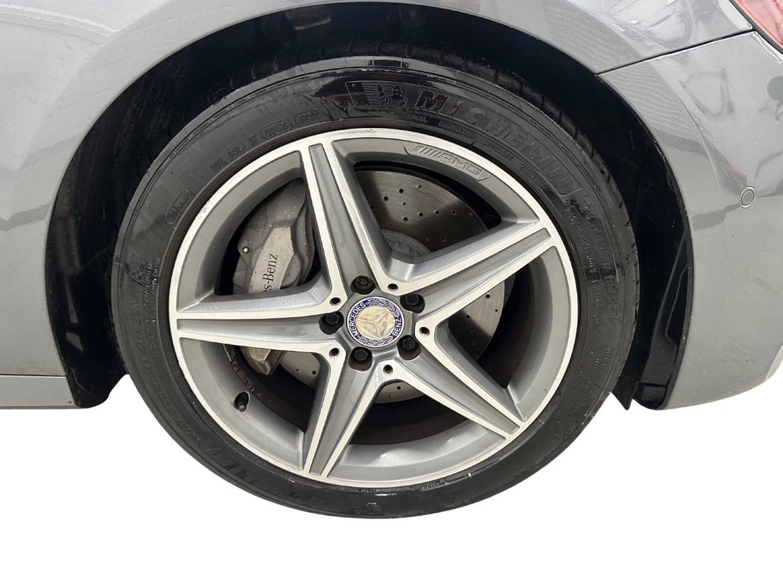 Used 2017 Mercedes-Benz E 400 4MATIC Wagon image 9