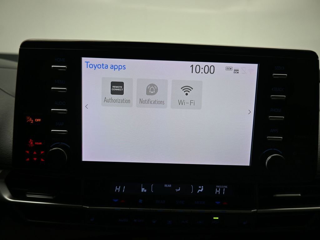 Used 2021 Toyota Sienna XLE w/ XLE Plus Package image 18