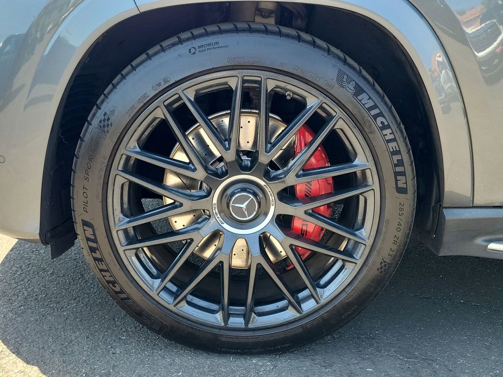 Used 2021 Mercedes-Benz GLS 63 AMG 4MATIC image 34