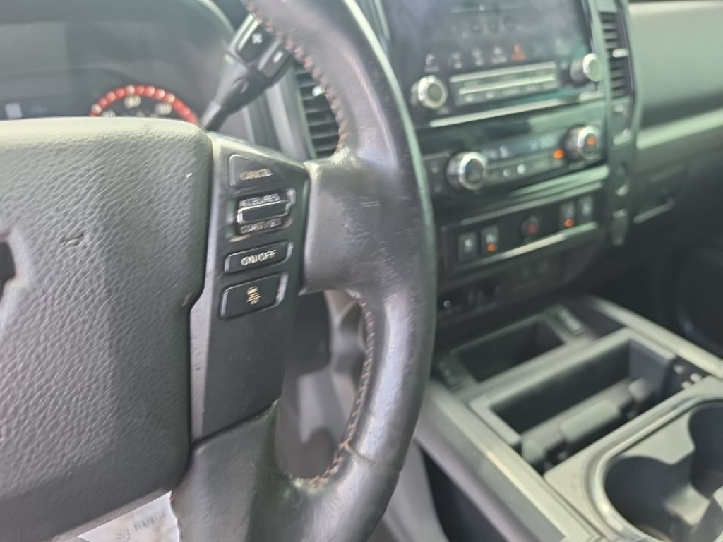 Used 2020 Nissan Titan PRO-4X w/ Pro-4x Convenience Package AWD/4WD image 16