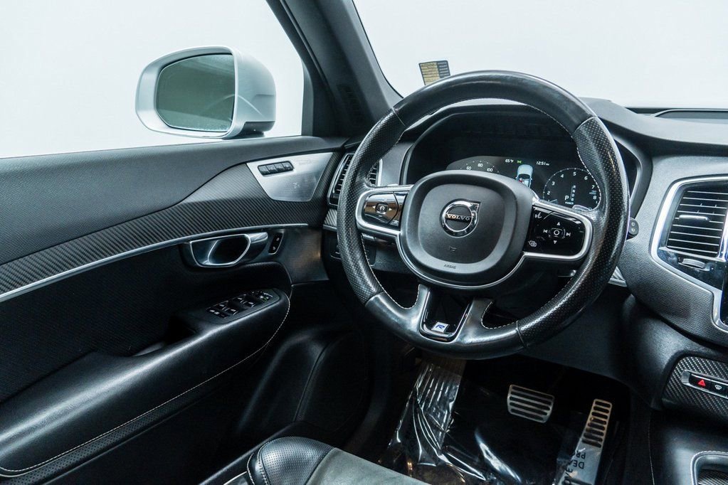 Used 2018 Volvo XC90 T8 R-Design w/ Convenience Package image 30